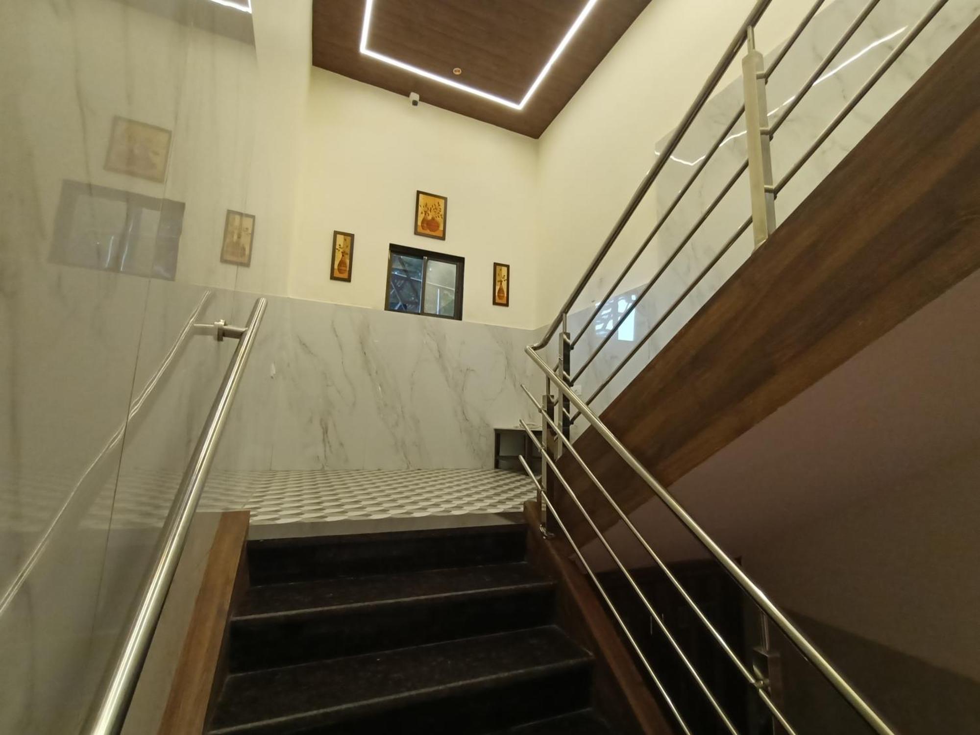 Hotel Moon Lite Residency - Marve Road Malad West Mumbai Exterior foto