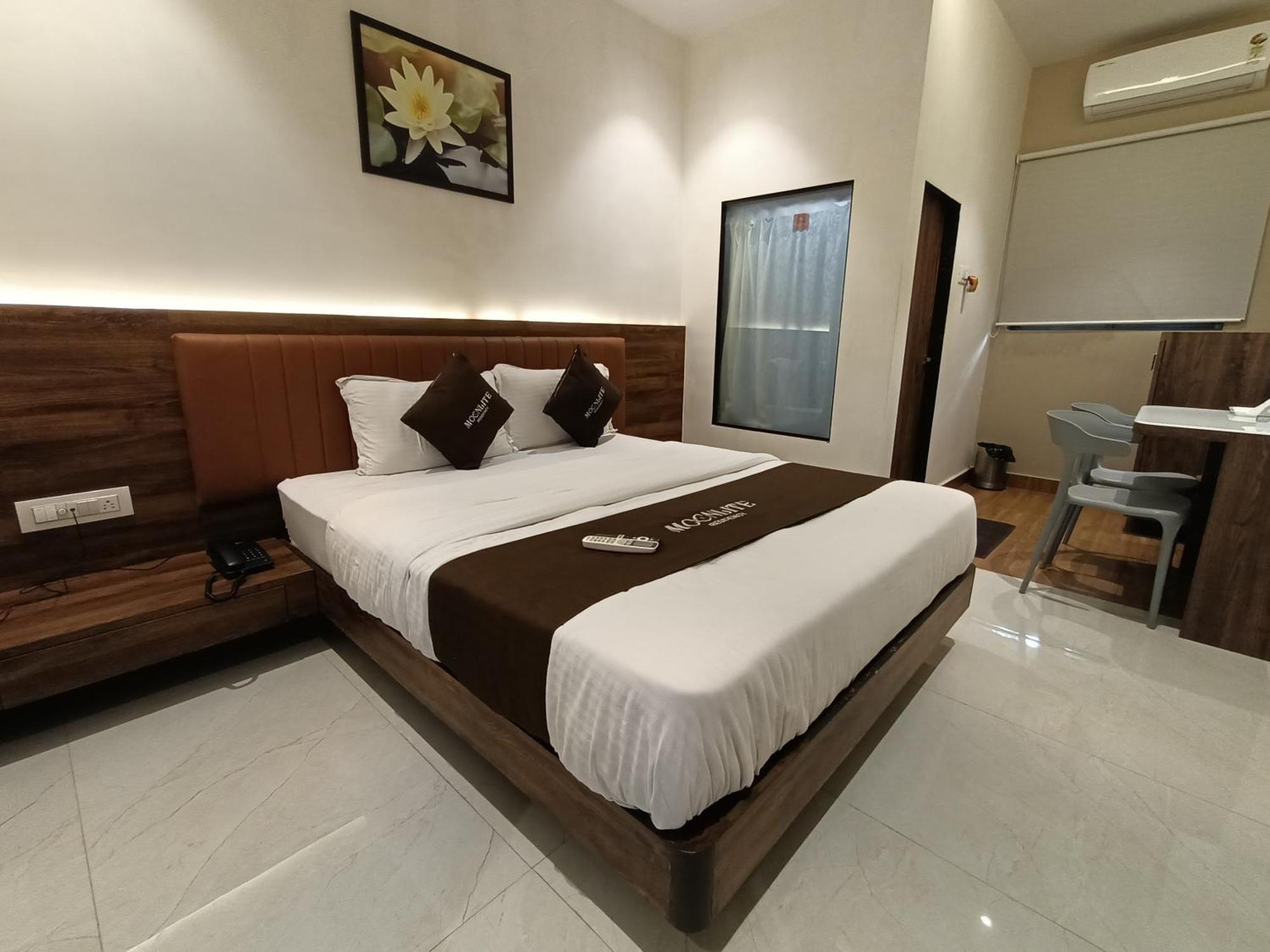 Hotel Moon Lite Residency - Marve Road Malad West Mumbai Exterior foto